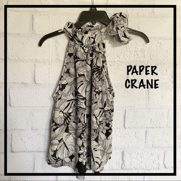 PAPER CRANE Black/White Tie Neck Sleeveless Blouse - Picture 2 of 6